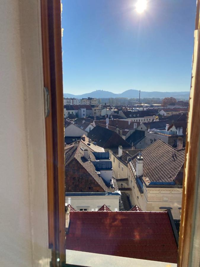 Terrassen Appartement Ueber Den Daechern Von Krems Exterior photo